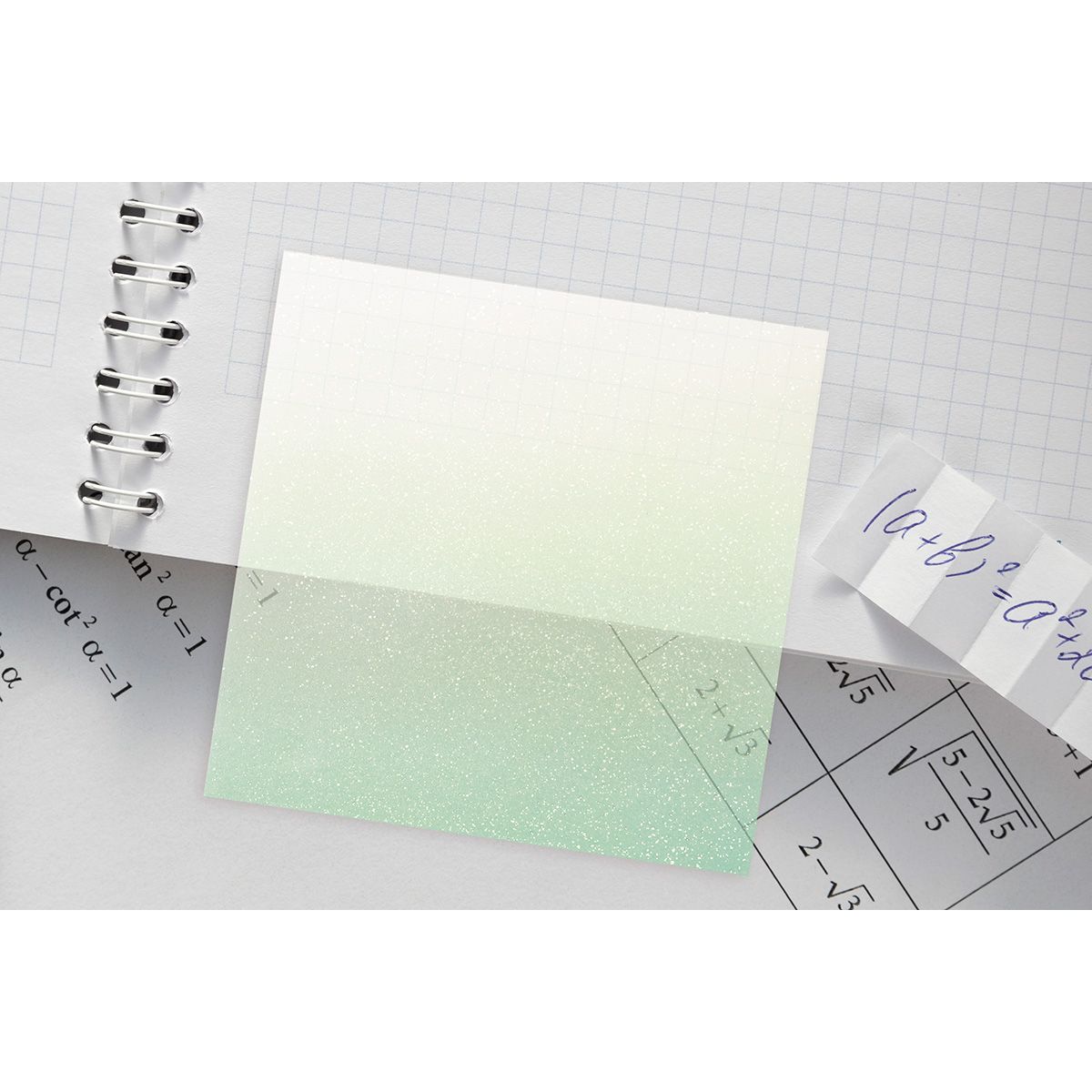 Notes samoprzylepny Titanum transparentne, z polipropylenu 75x75 biało- zielony 50k [mm:] 75x75