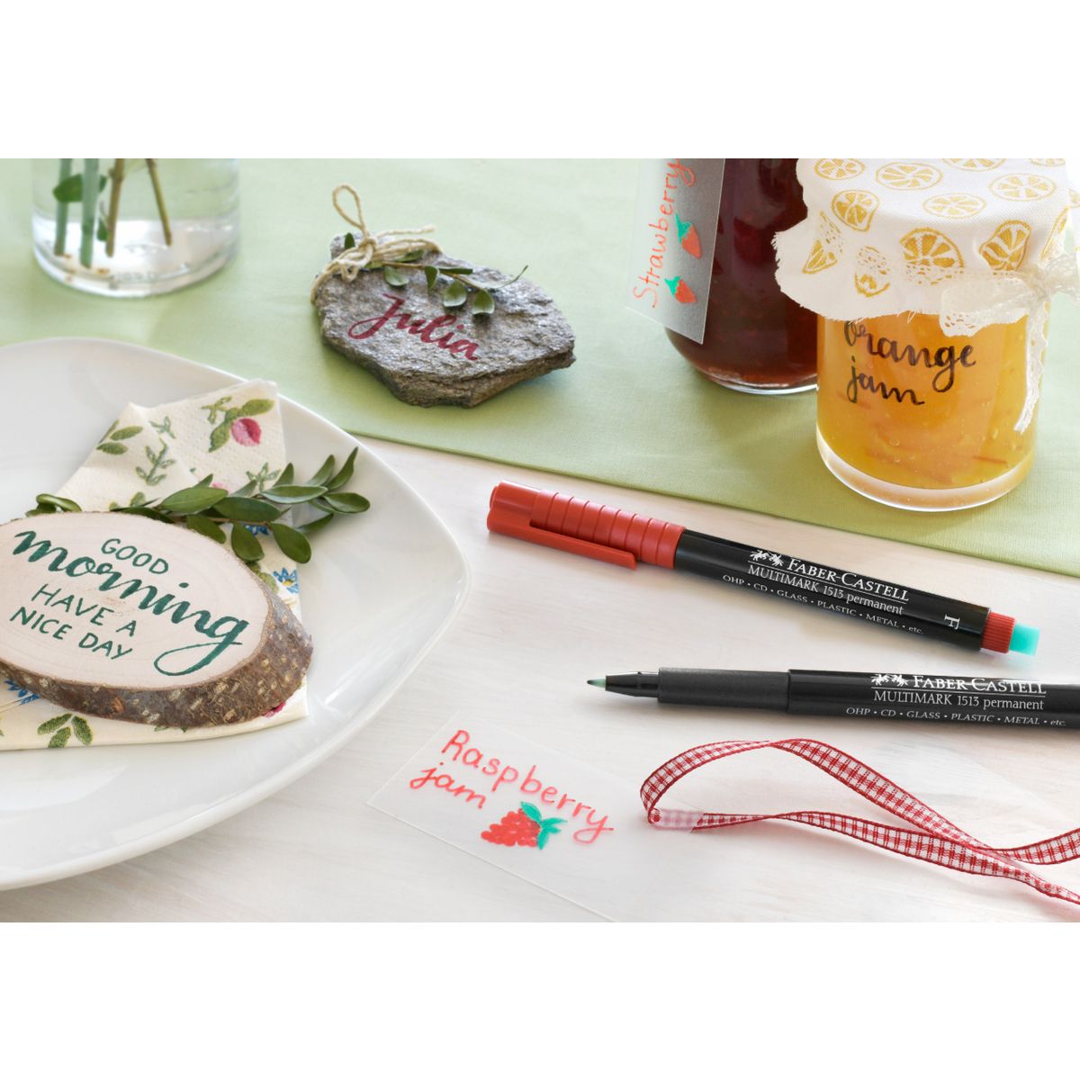 Foliopis Faber-Castell Multimark czerwony (FC152521)