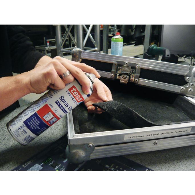 Klej w sprayu Tesa 300ml (60020-00000-01)